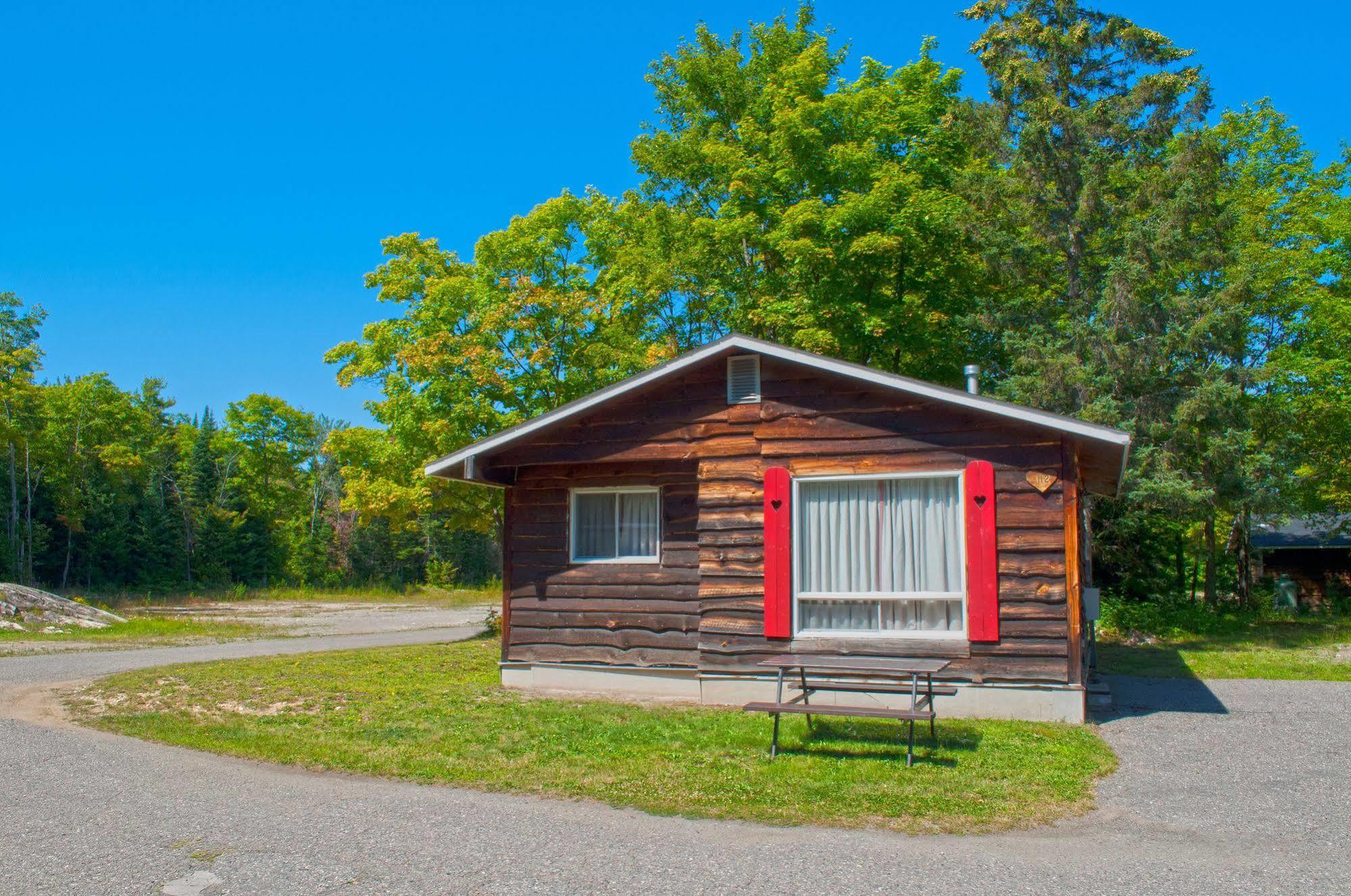 Glenview Cottages 수세인트마리 외부 사진